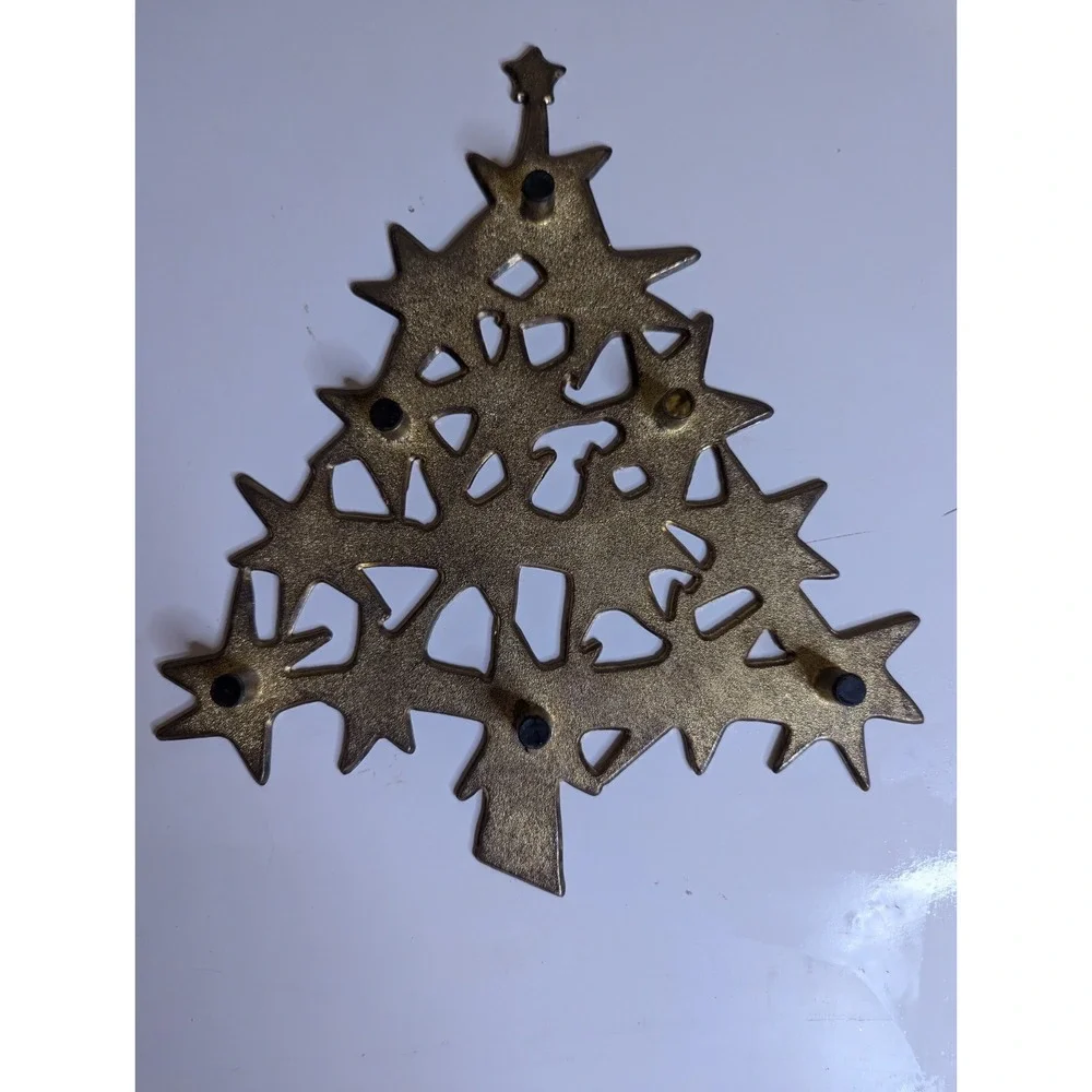 Vintage brass? Star in shape of Christmas‎ tree kitchen pot pan trivet